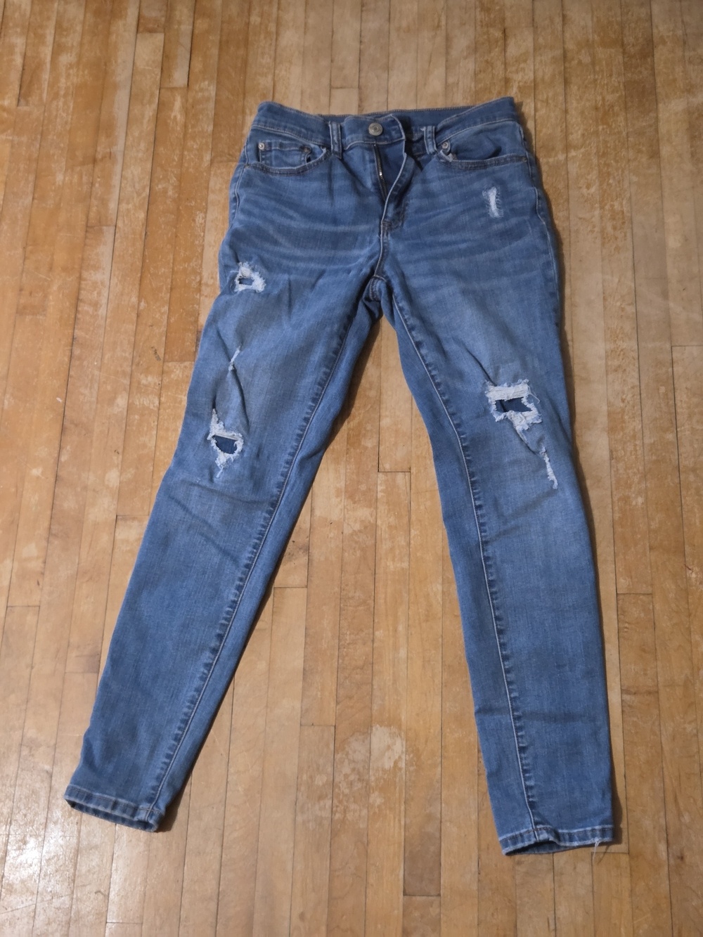 Aero High Rise Women's Skinny Distressed Blue Jeans